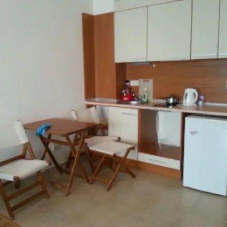 Apartament La Perla 洛泽内茨