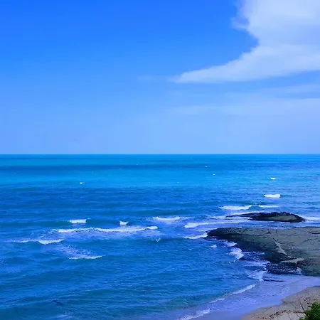 Apartament La Perla 洛泽内茨